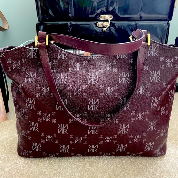 Vintage Nina Ricci burgundy leather purse EUC - Picture 2 of 10